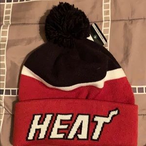 Miami heat Pom knit beanie